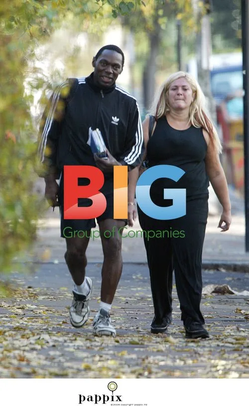 BBC Radio's Vanessa Feltz runs errands with boyfriend