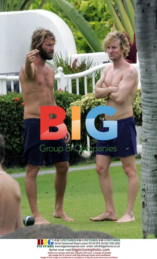 Woody Harrelson and Wilson Brothers Play Boules in Hawaii