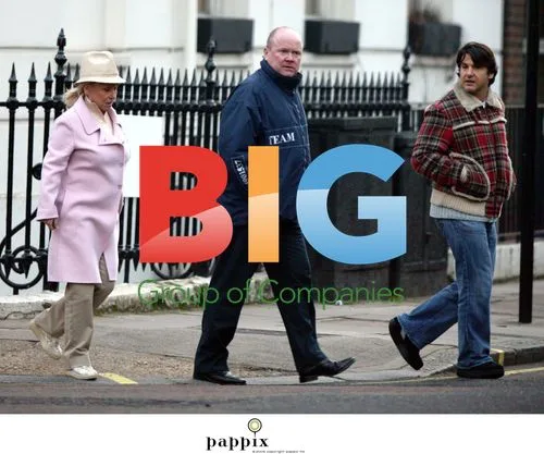 Steve McFadden and Barbara Windsor on a walk