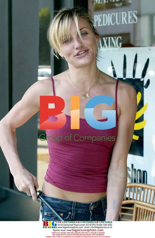 Cameron Diaz getting nails done in West Hollywood