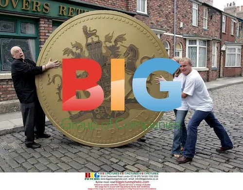 Coronation Street stars launch People's Lottery