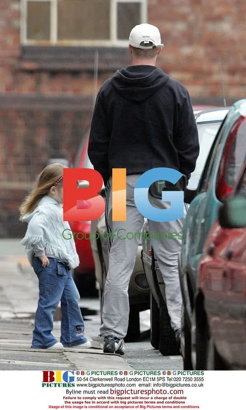 Kerry Katona's boyfriend Dave runs errands