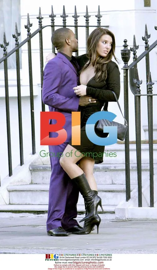 Jermaine Dafoe and Girlfriend Kissing in London