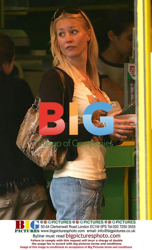 Denise Van Outen Out Shopping