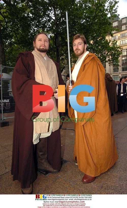 Fans Gather for Star Wars Premiere in London