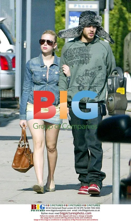 Scarlett and Jared Leto Shop for Furniture