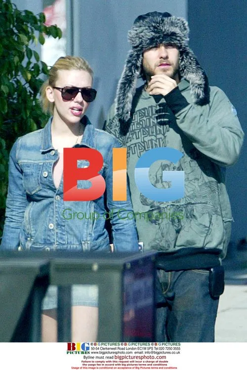 Scarlett and Jared Leto Shopping in Hollywood