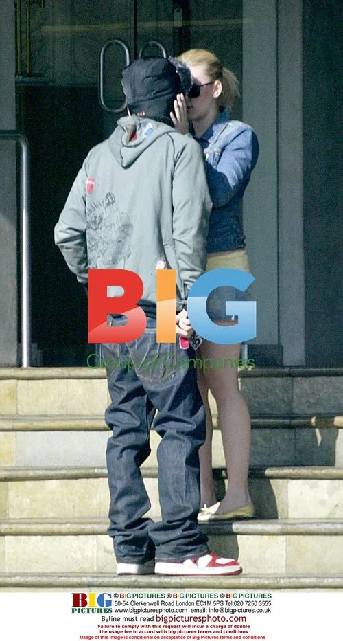 Scarlett and Jared Leto Shop for Furniture
