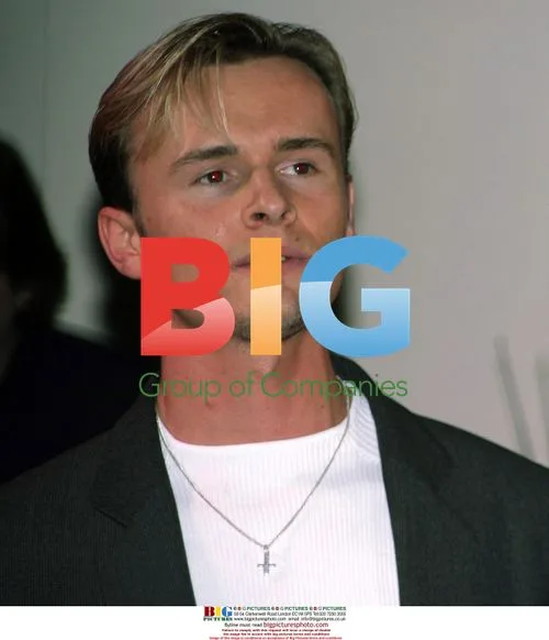 Singer JON LEE at press call for new musical