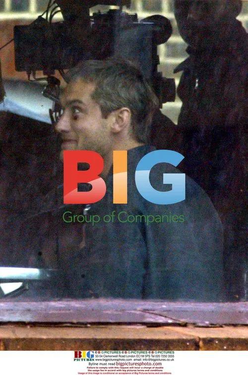 Jude Law Filming "Breaking and Entering"