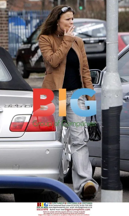 Kerry Katona and boyfriend car shopping