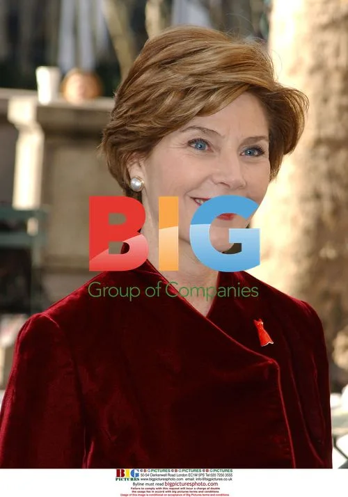 LAURA BUSH at Fashion Week Fall 2005