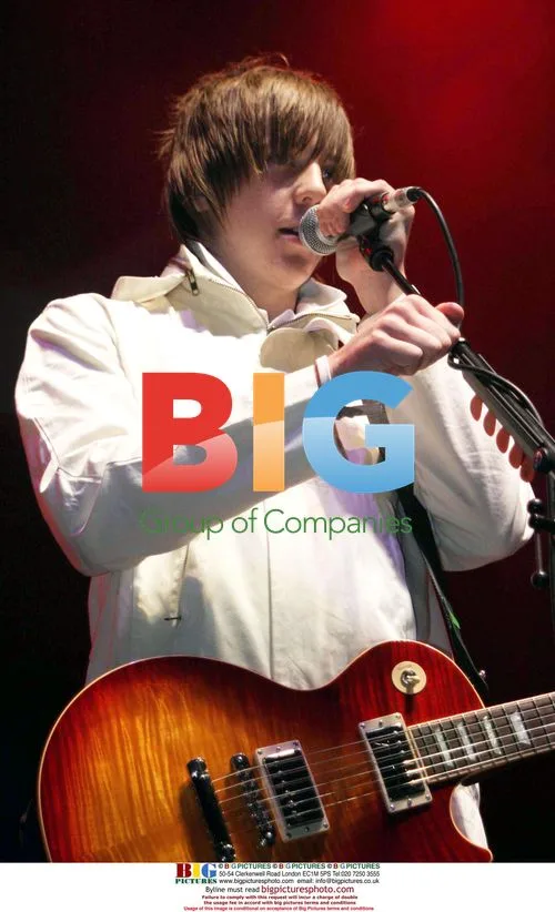 Singer DANNY of MCFLY on stage
