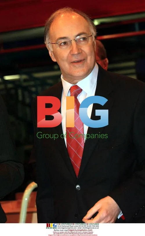 Michael Howard visits Typhoon Project