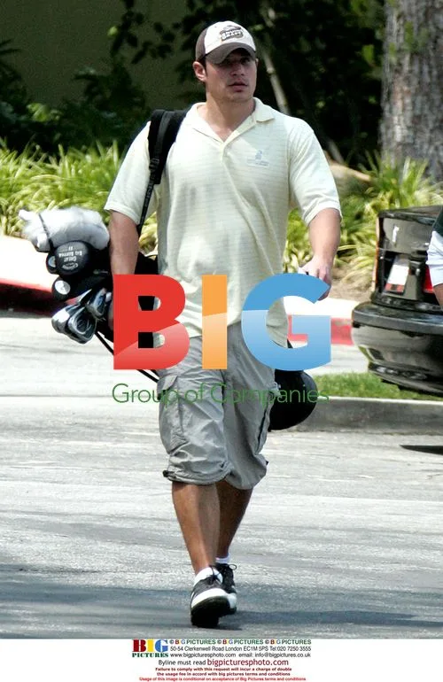 Jessica Simpson and Nick Lachey in Calabasas