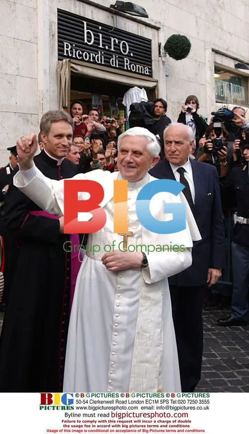 Pope Benedict XVI in Leonina square