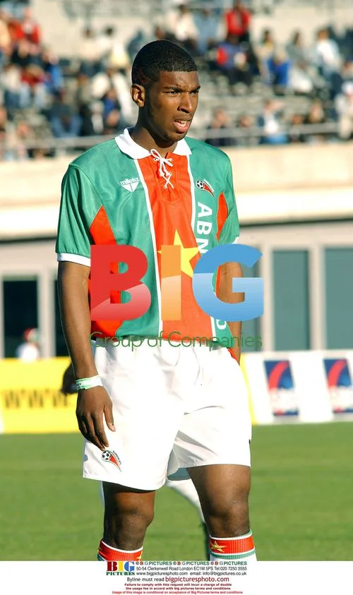 Soccer match with Surinam players and Heracles