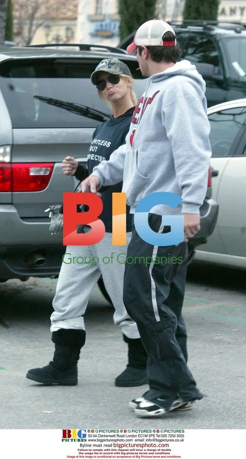 Jessica Simpson and Nick Lachey Out for Breakfast