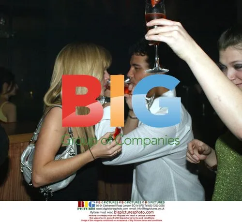 Corrie stars Tina O'Brien and Ryan Thomas at Mercy Nightclub