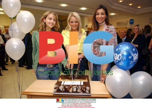 Celebrities Celebrate Transform Medical Centre's 30th