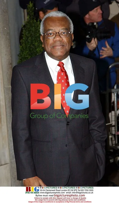 Trevor Macdonald at 2004 South Bank Show Awards