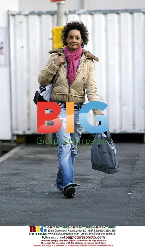 Tupele Dorgu Arrives at Granada Studios