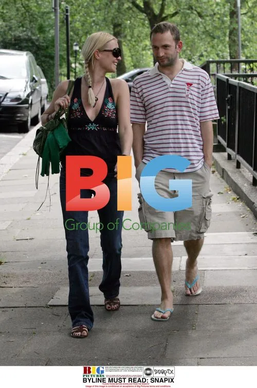 Denise Van Outen and Boyfriend Ferdie Unger-Hamilton Stroll in London